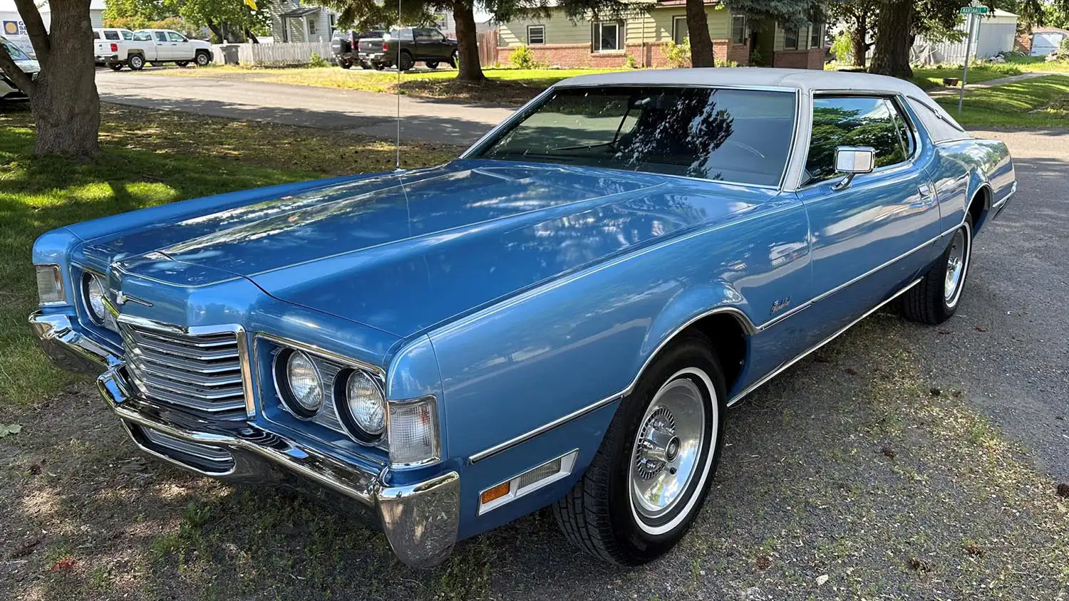 1972 Ford Thunderbird