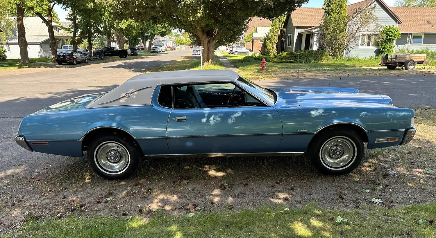 1972 Ford Thunderbird