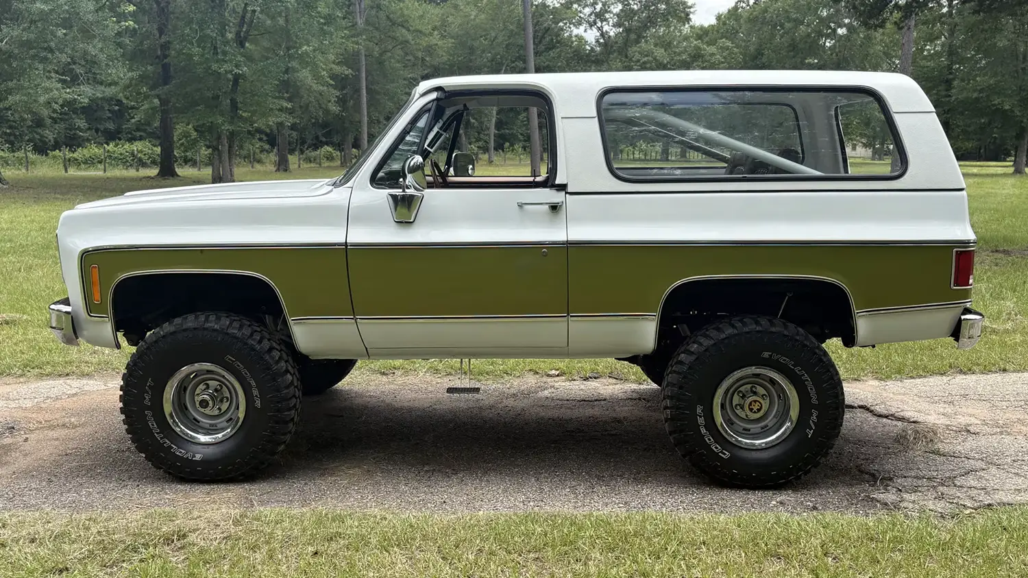 1975 GMC Jimmy custom build