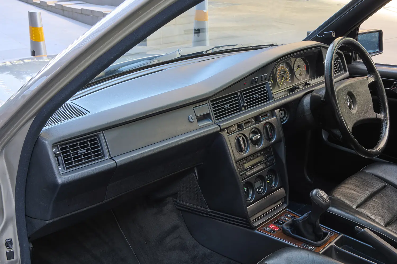 1985 Mercedes-Benz 190 E