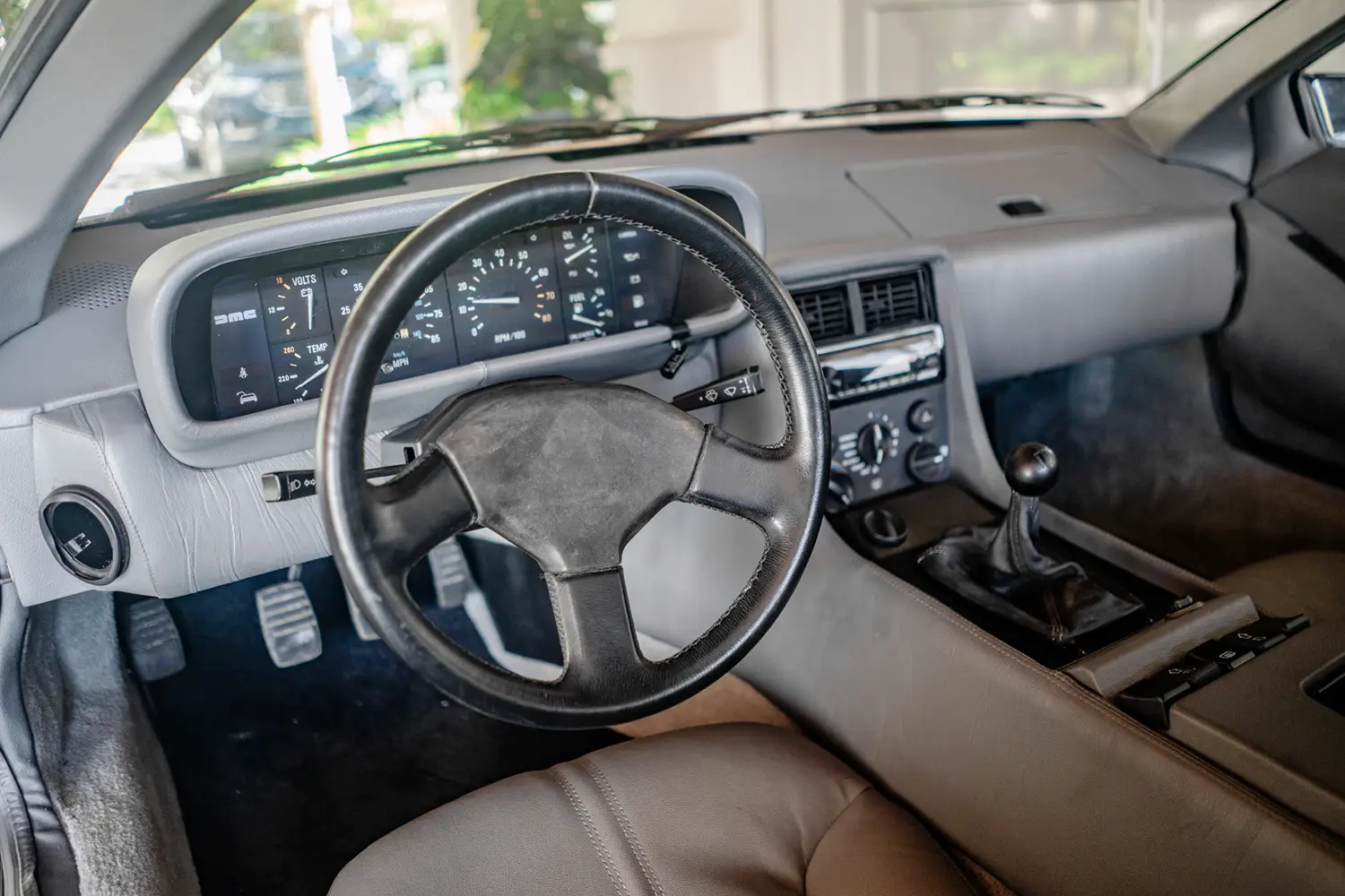 1982 DeLorean DMC-12