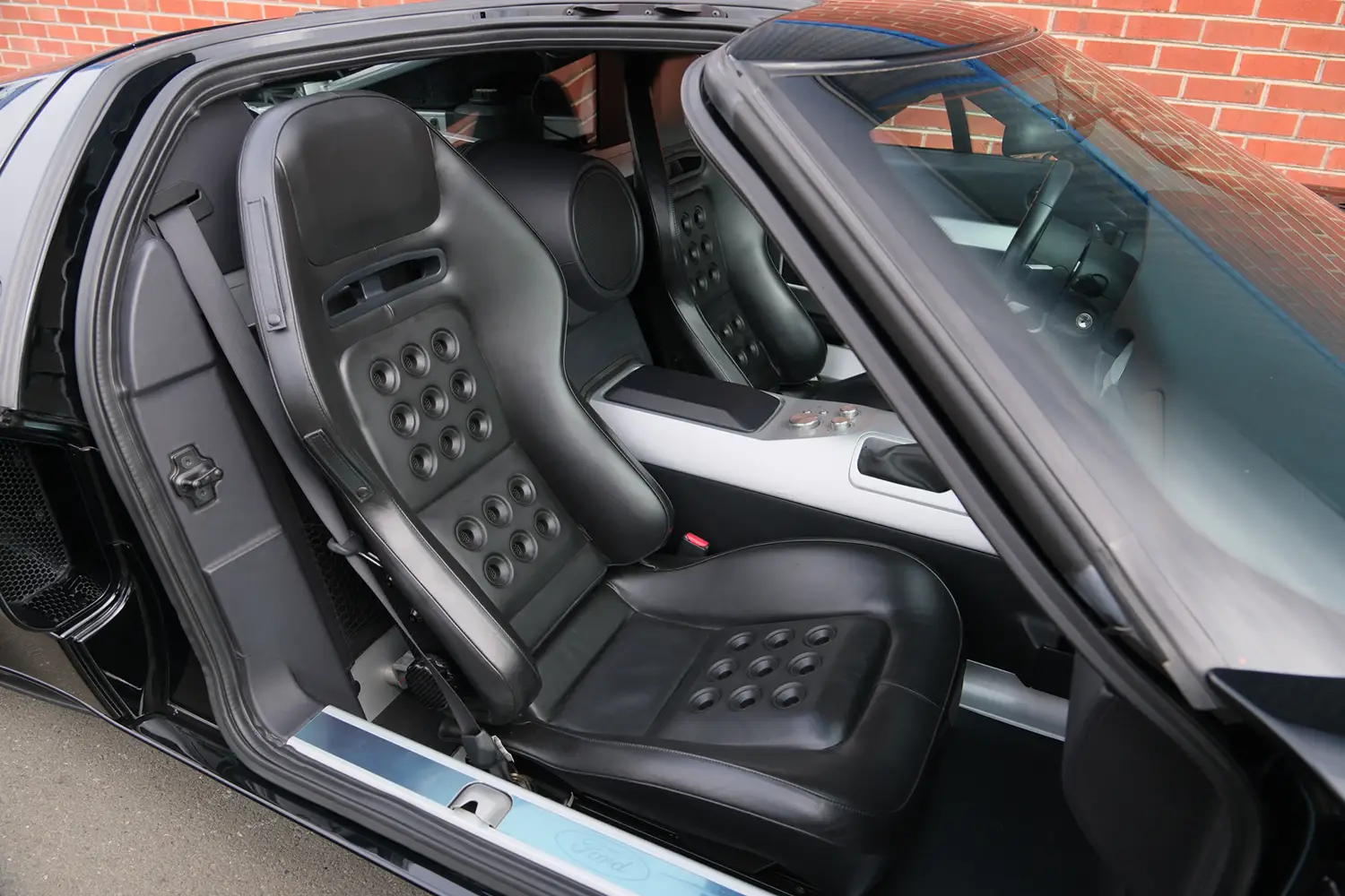 2005 Ford GT No-Stripe