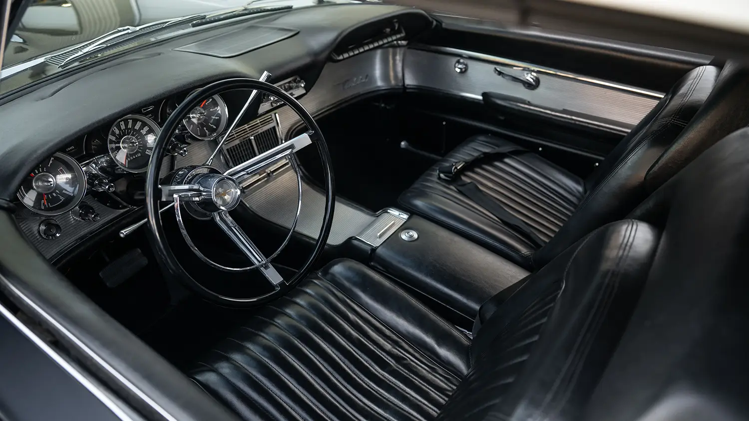 1962 Ford Thunderbird Convertible