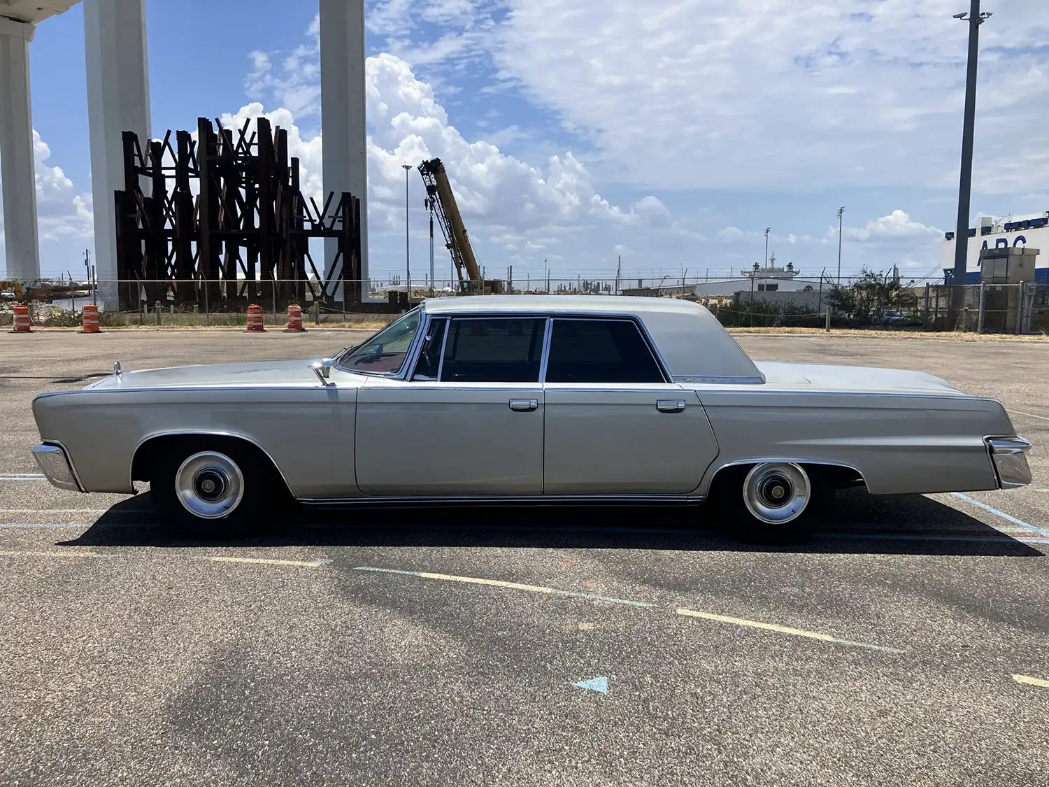 1965 Imperial Crown Hardtop
