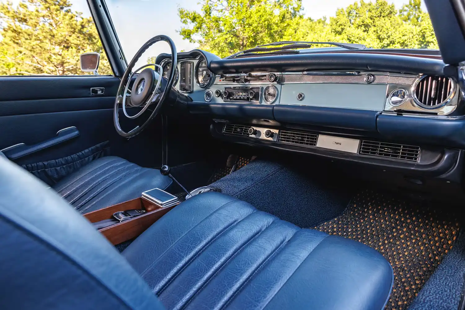 1970 Mercedes-Benz 280SL Pagoda
