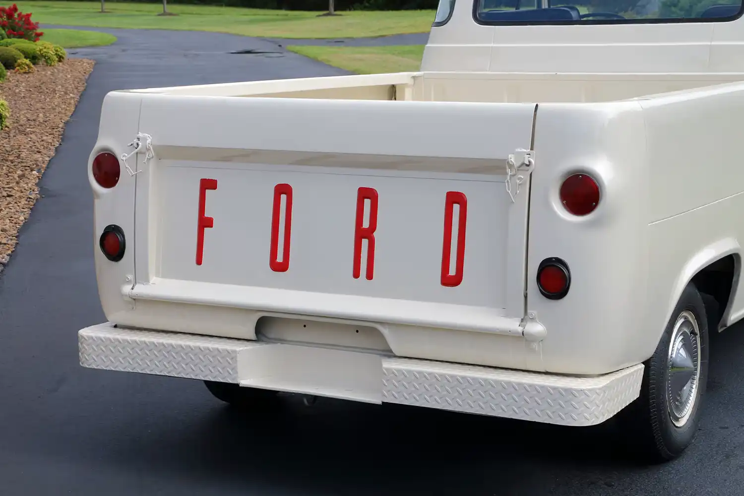 1962 Ford Econoline Pickup