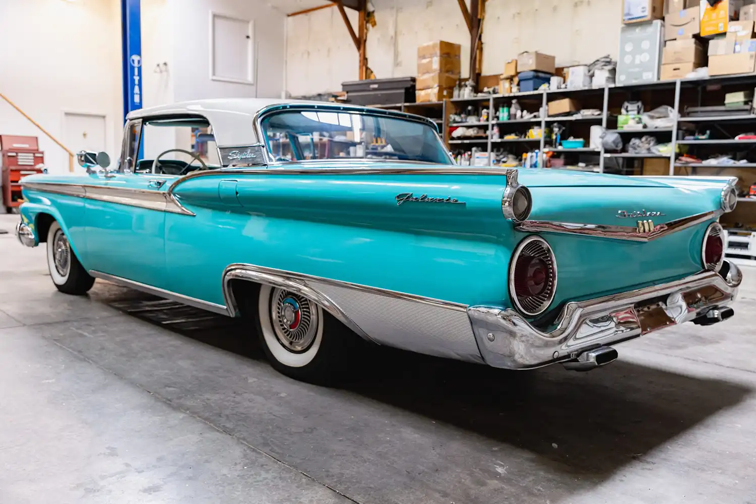 1959 Ford Fairlane 500 Skyliner