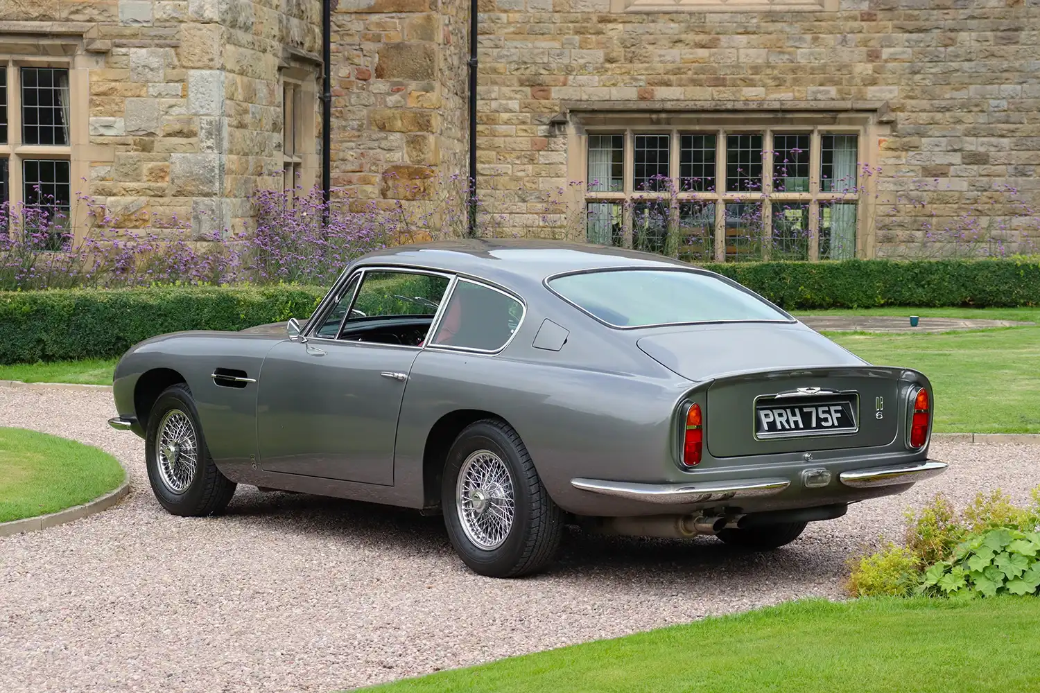 1968 Aston Martin DB6 Vantage