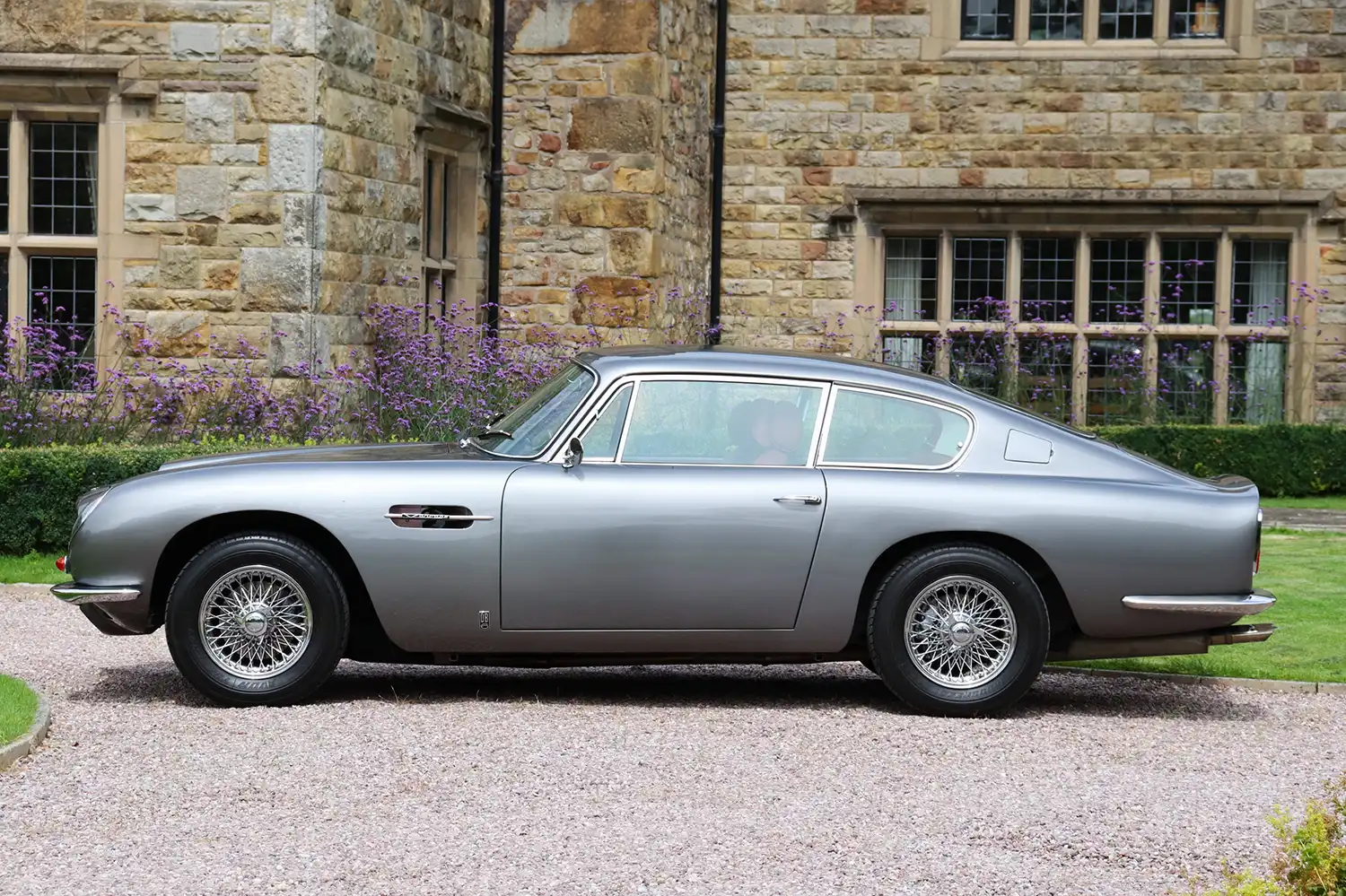 1968 Aston Martin DB6 Vantage