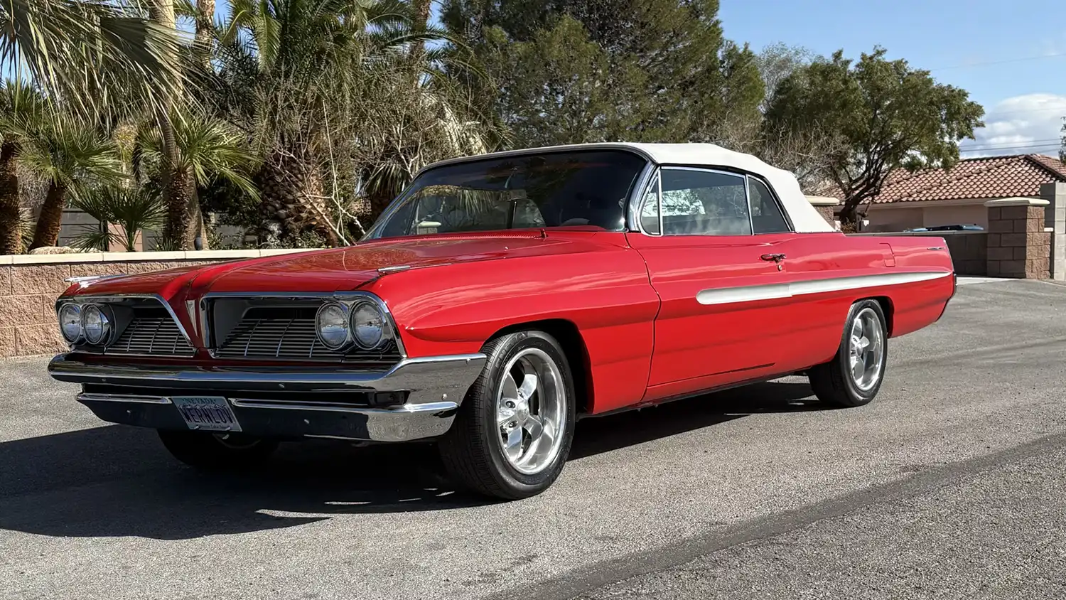 1961 Pontiac Bonneville Convertible