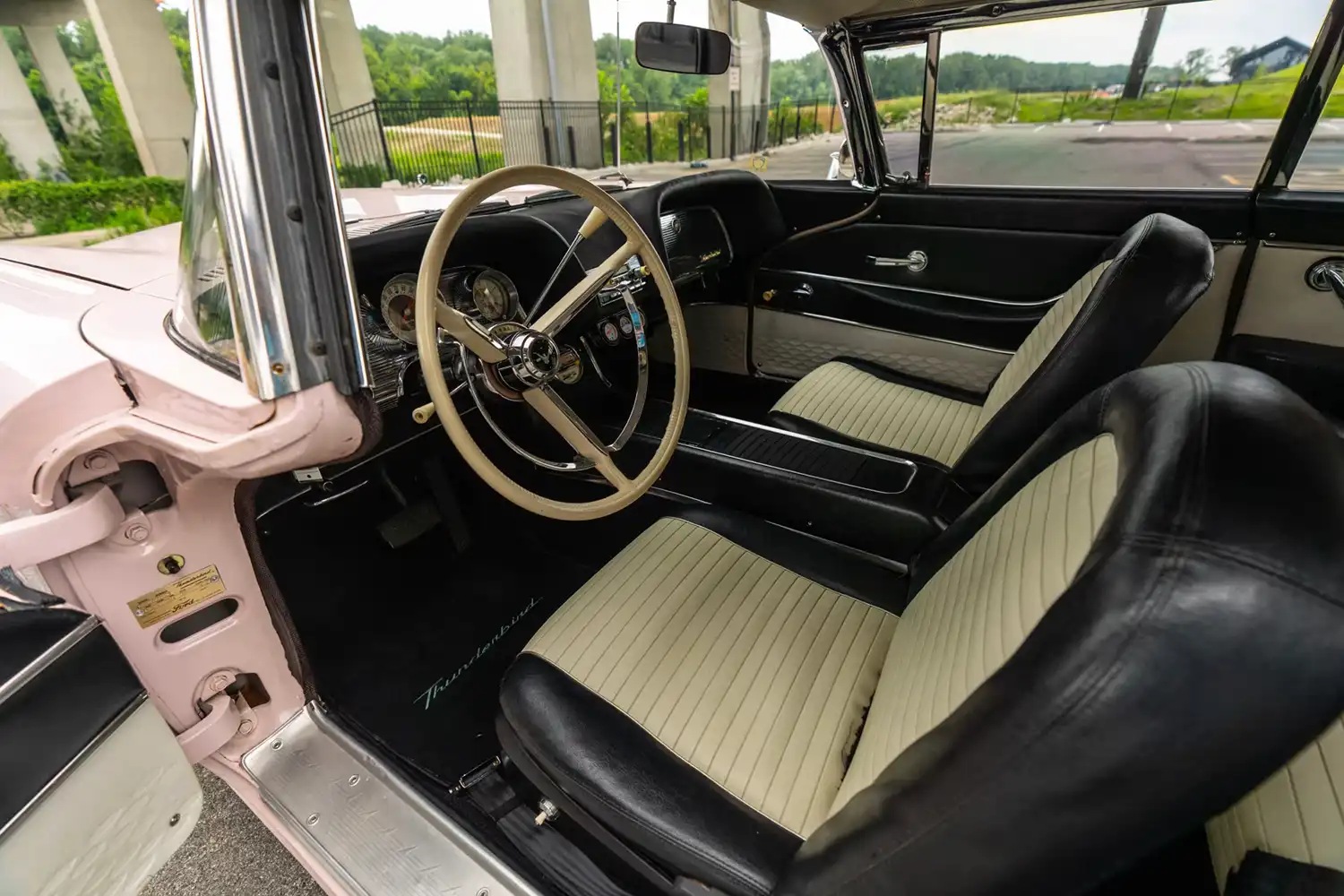 1959 Ford Thunderbird