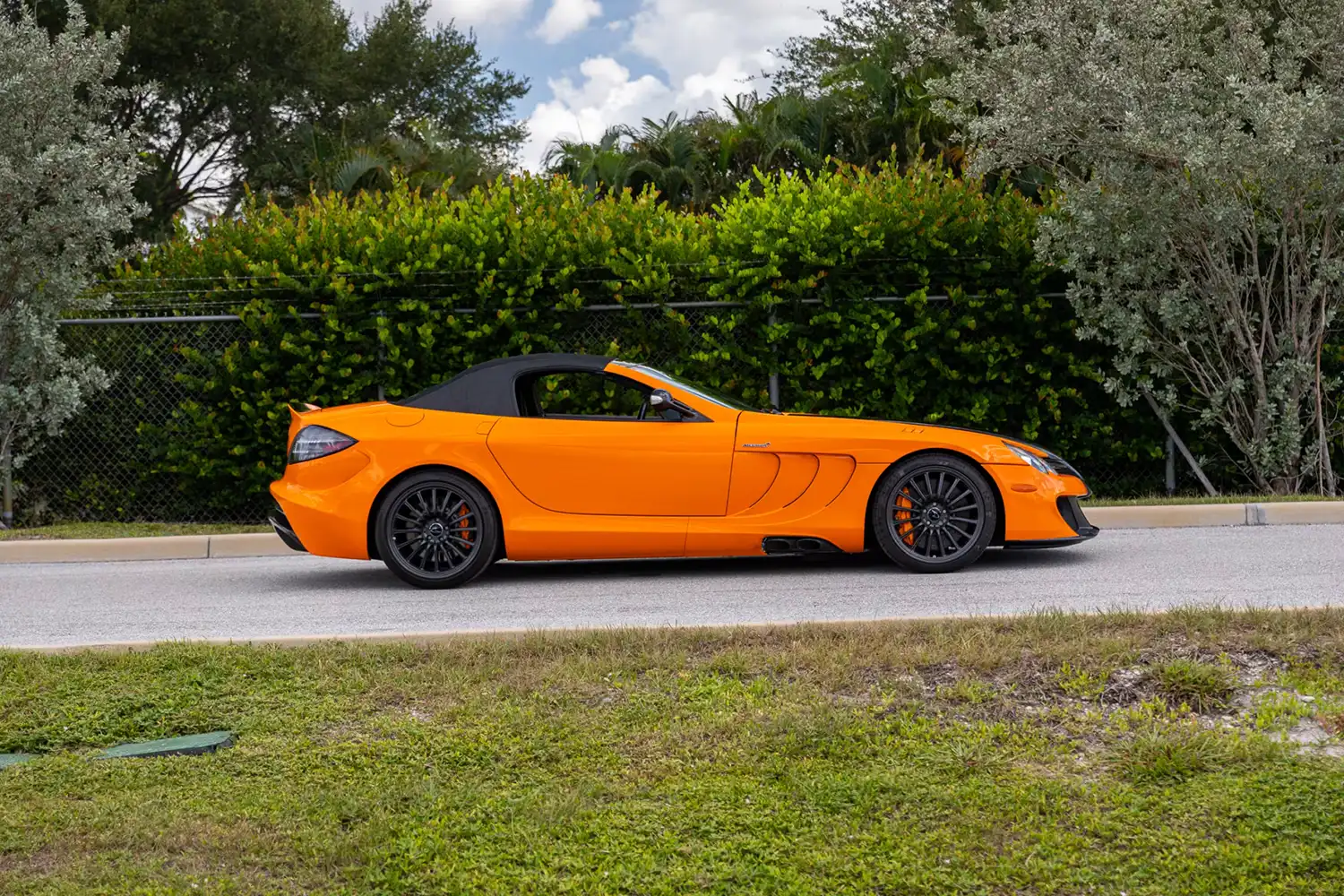 Mercedes-Benz SLR McLaren