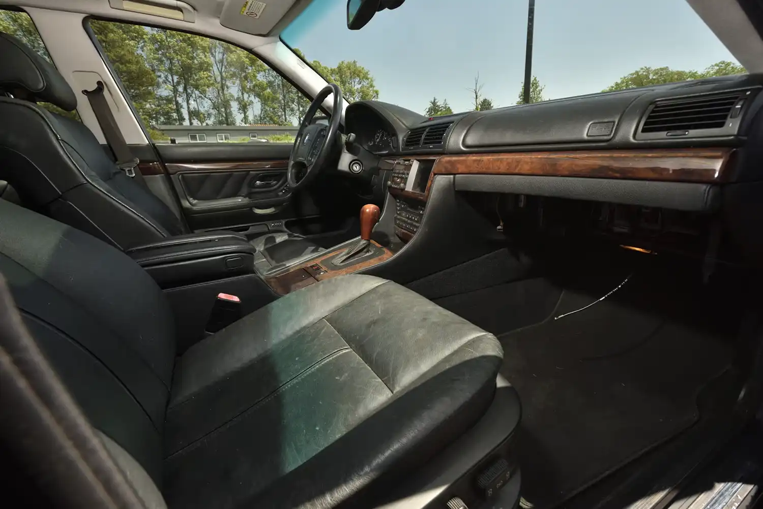 2001 BMW 750iL Sedan