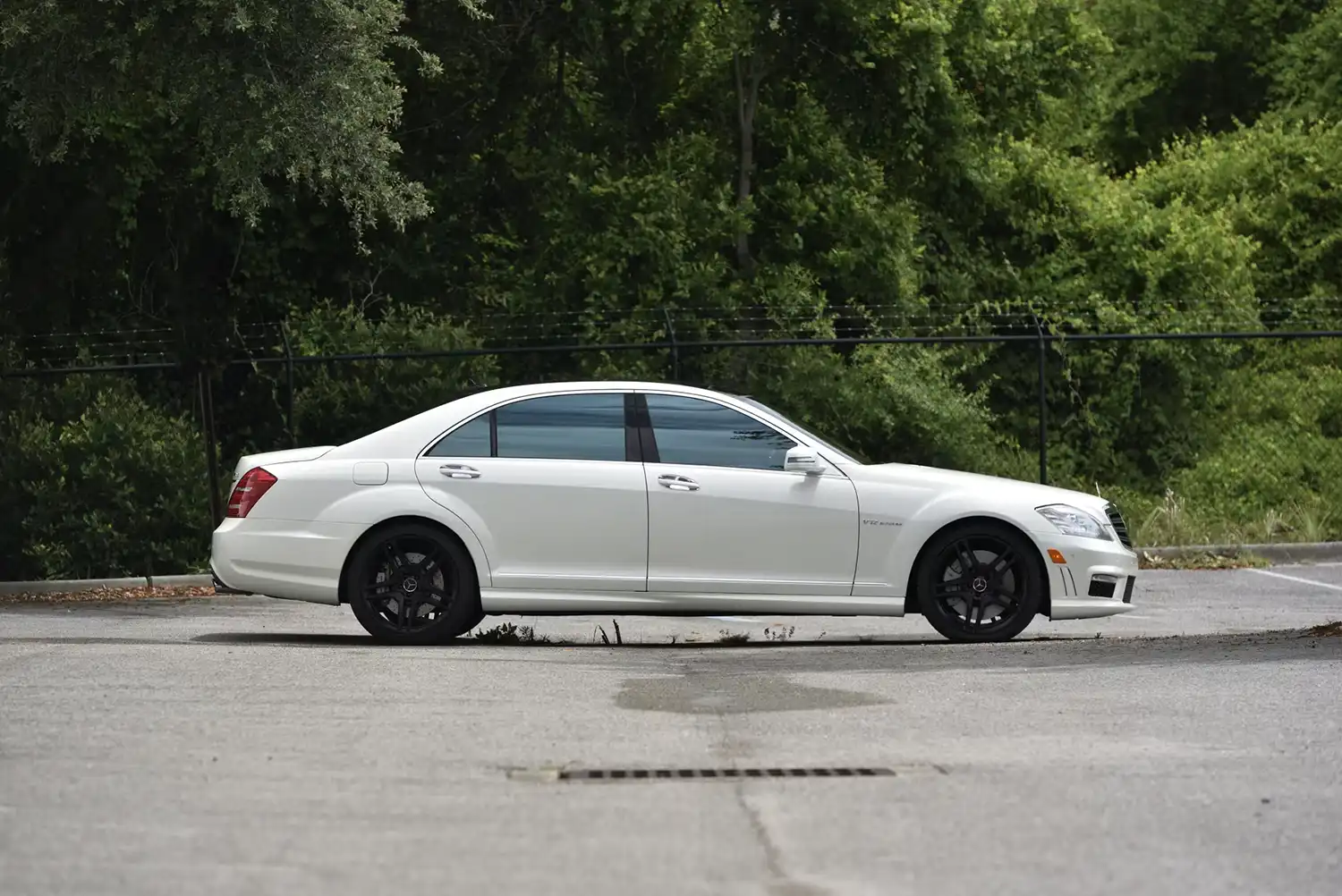 2010 Mercedes-Benz S65 Sedan