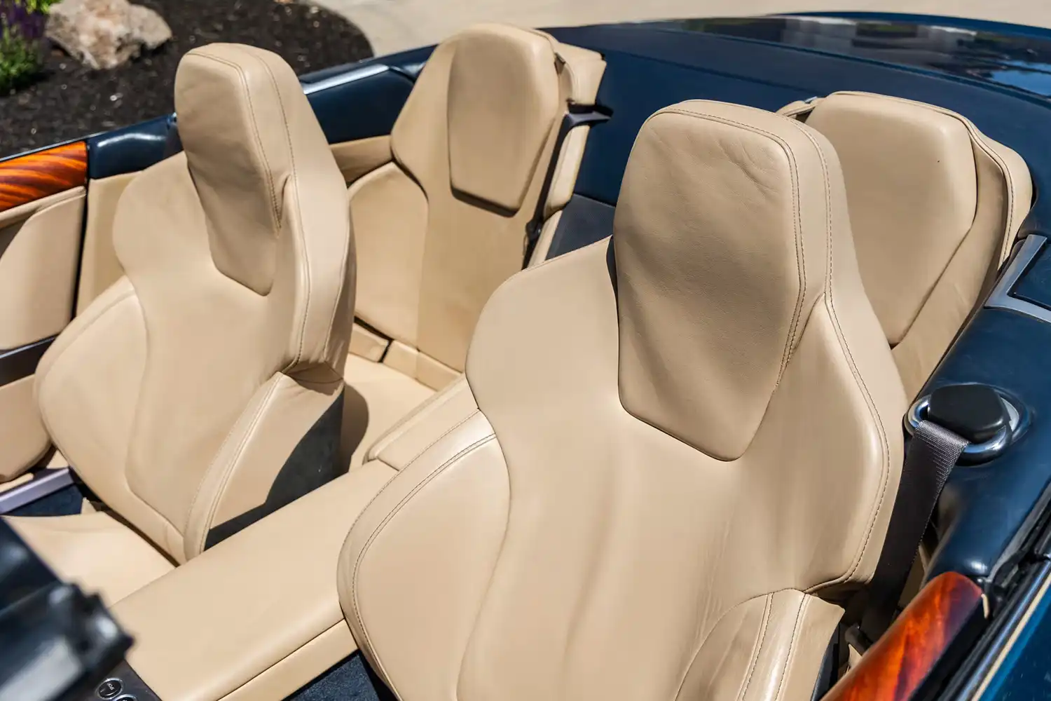 2005 Aston Martin DB9 Volante