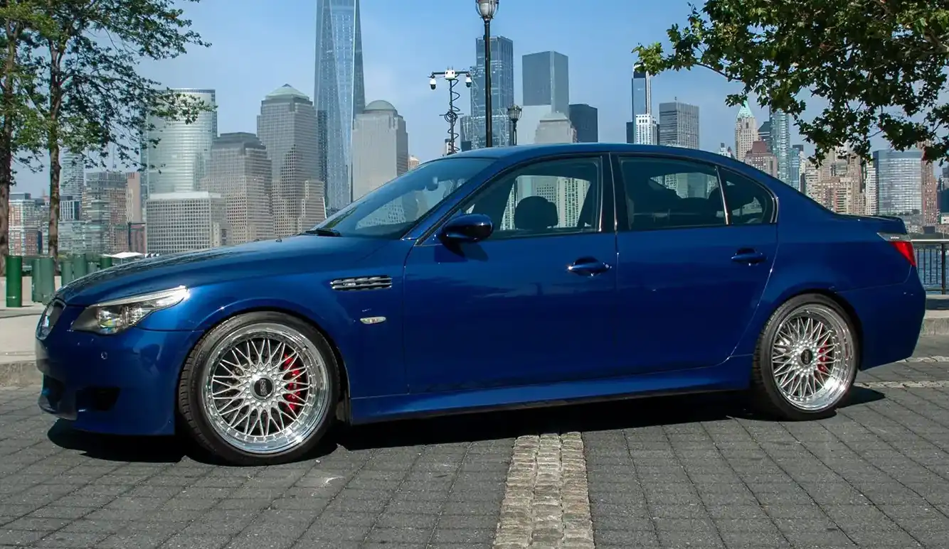 2008 BMW M5 6-speed