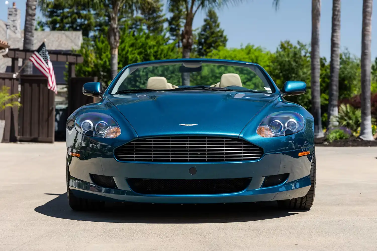2005 Aston Martin DB9 Volante