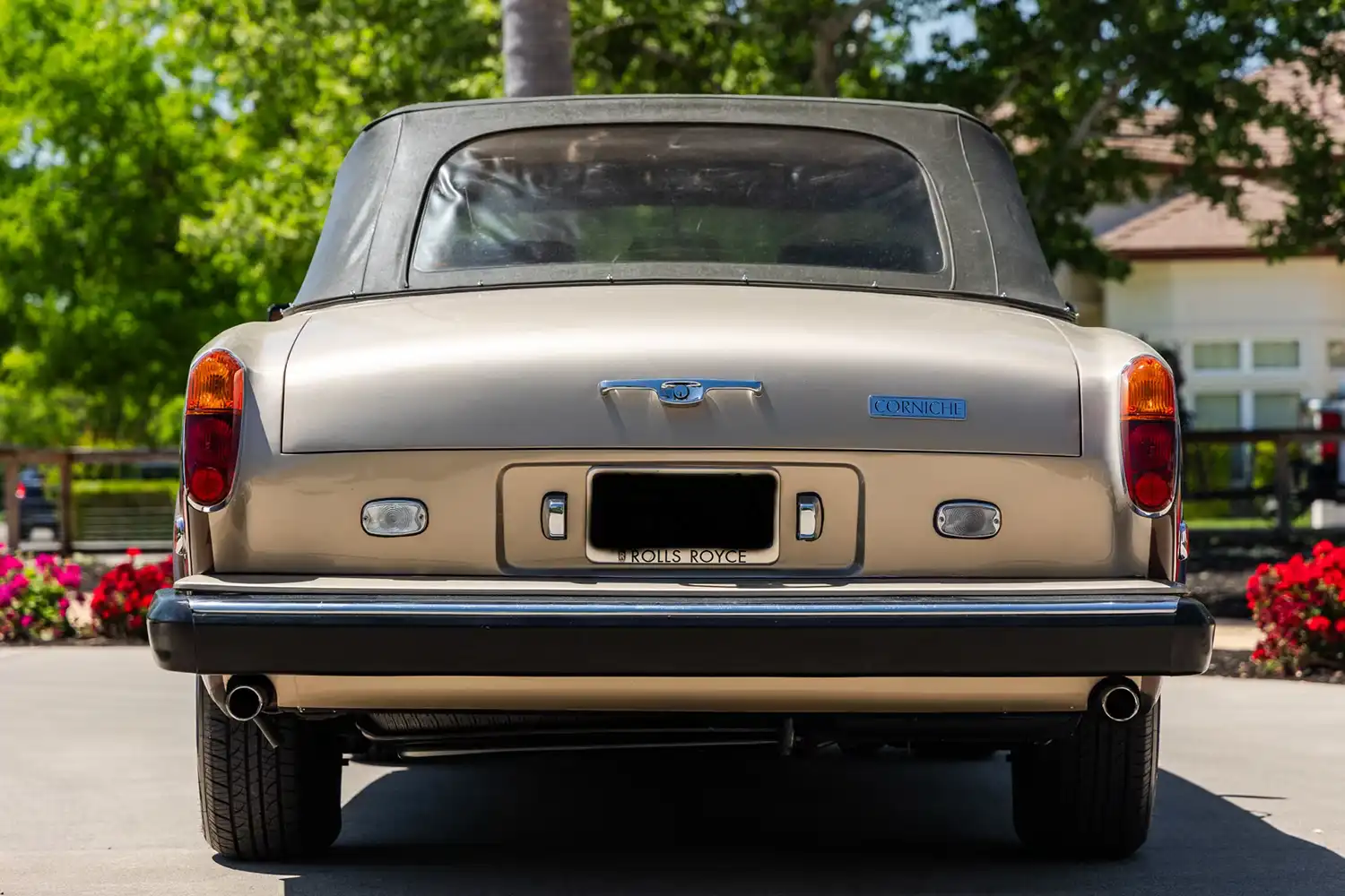 1982 Rolls-Royce Corniche Convertible