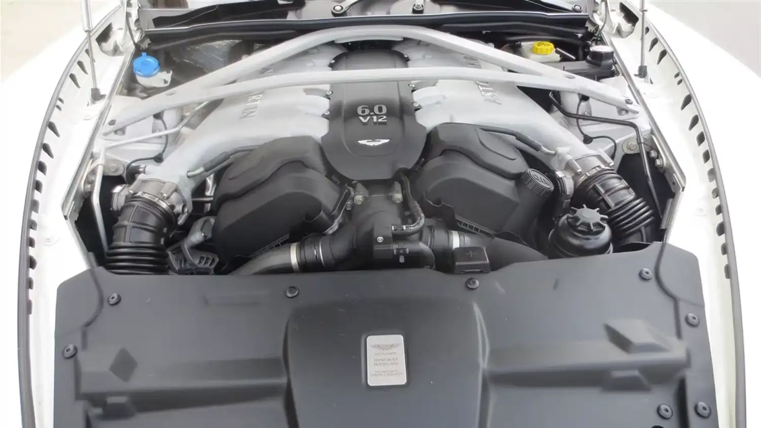 2015 Aston Martin DB9 Volante Carbon Edition Convertible