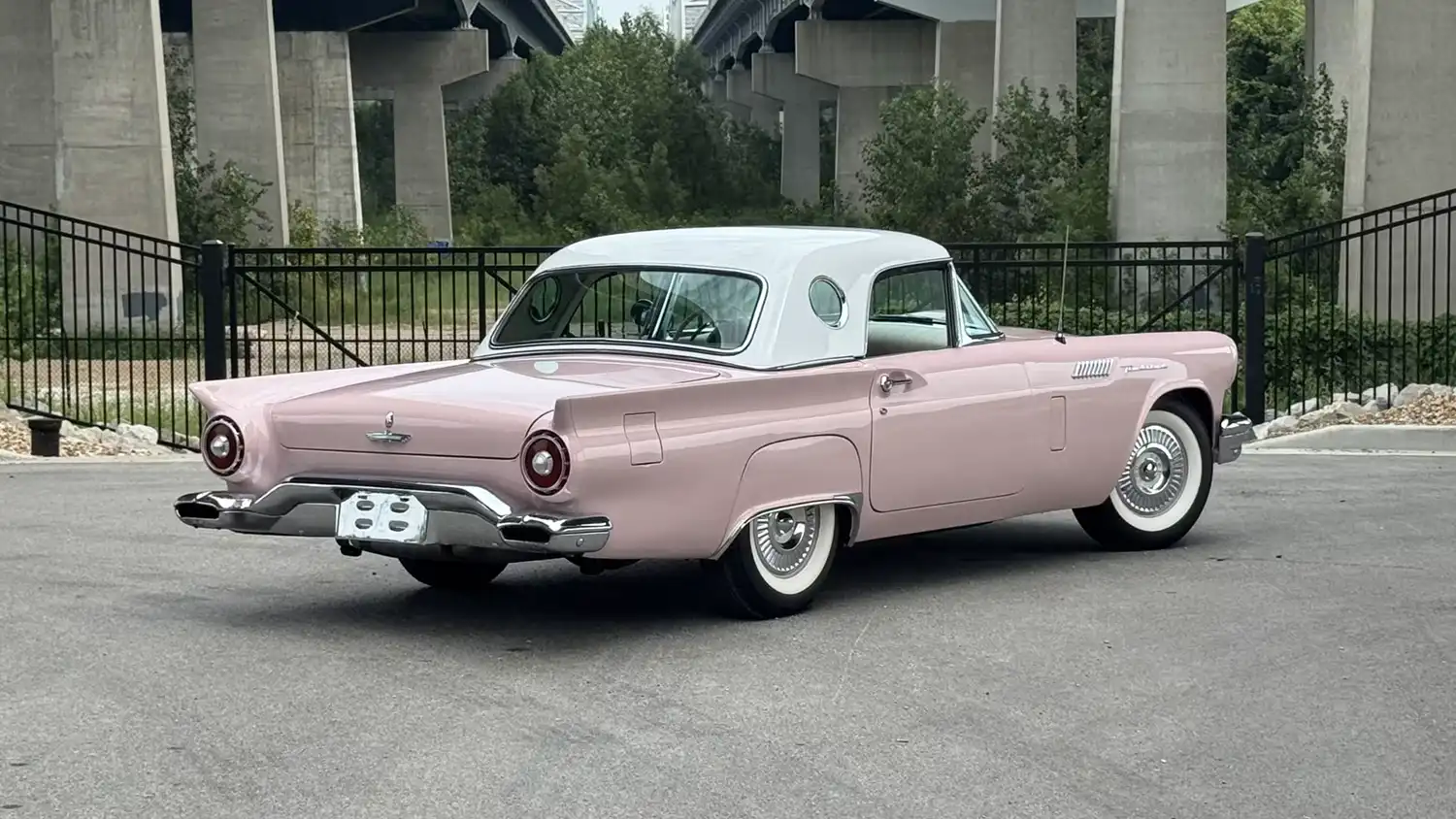 1957 Ford Thunderbird E-Code