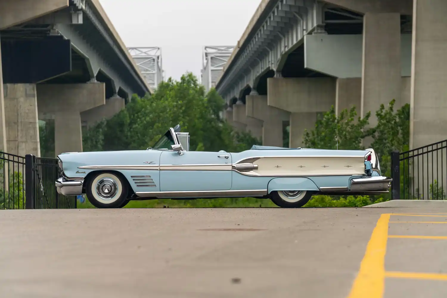 1958 Pontiac Bonneville Convertible