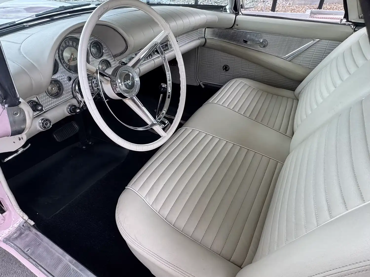 1957 Ford Thunderbird E-Code