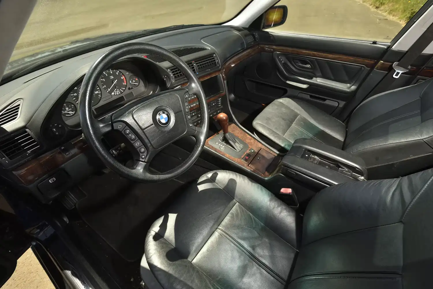 2001 BMW 750iL Sedan