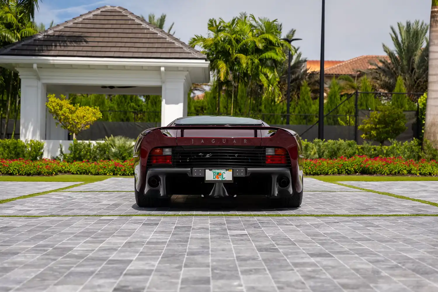 1993 Jaguar XJ220 Coupe