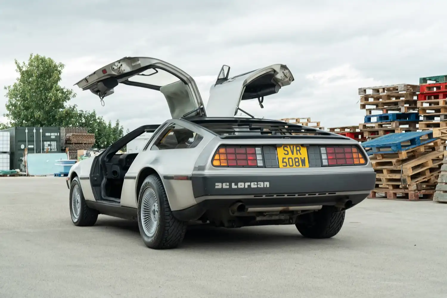 1981 DeLorean DMC-12
