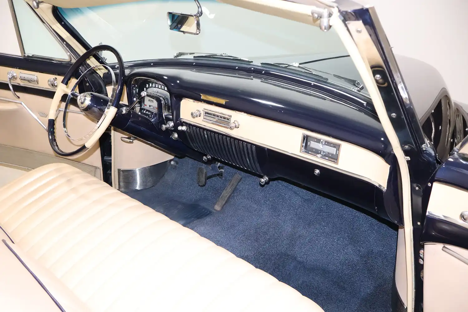 1953 Cadillac Series 62 Convertible