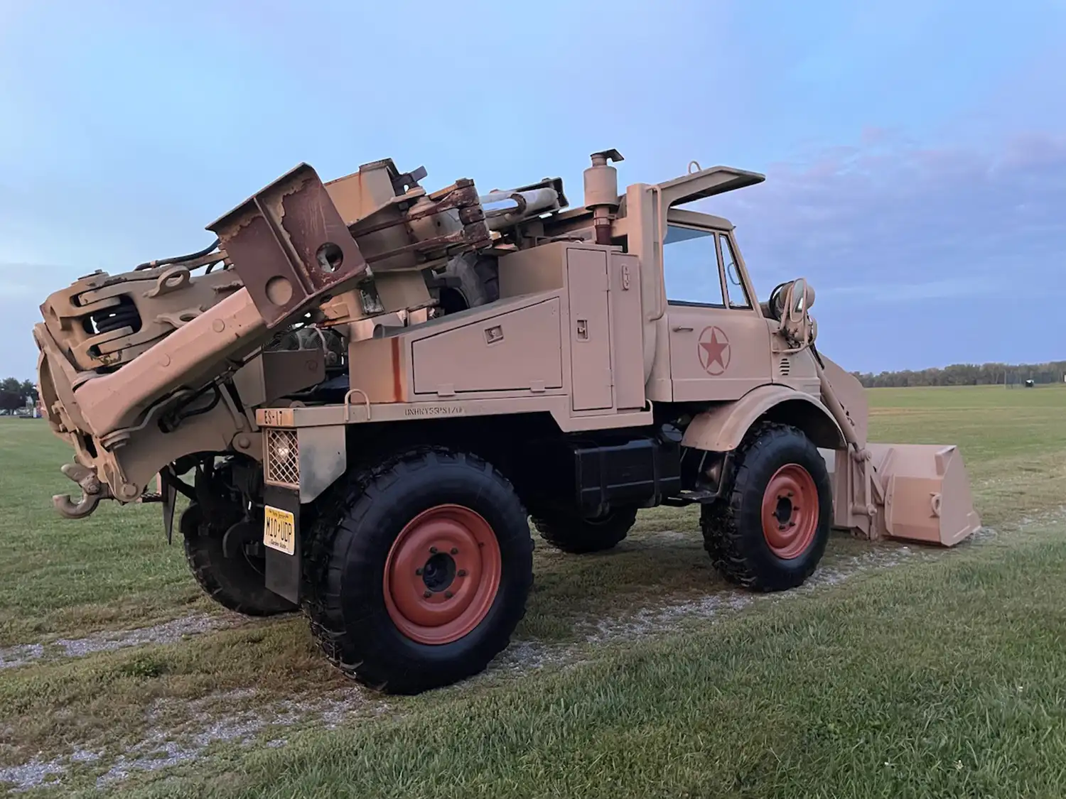1990 Freightliner Unimog FLU419