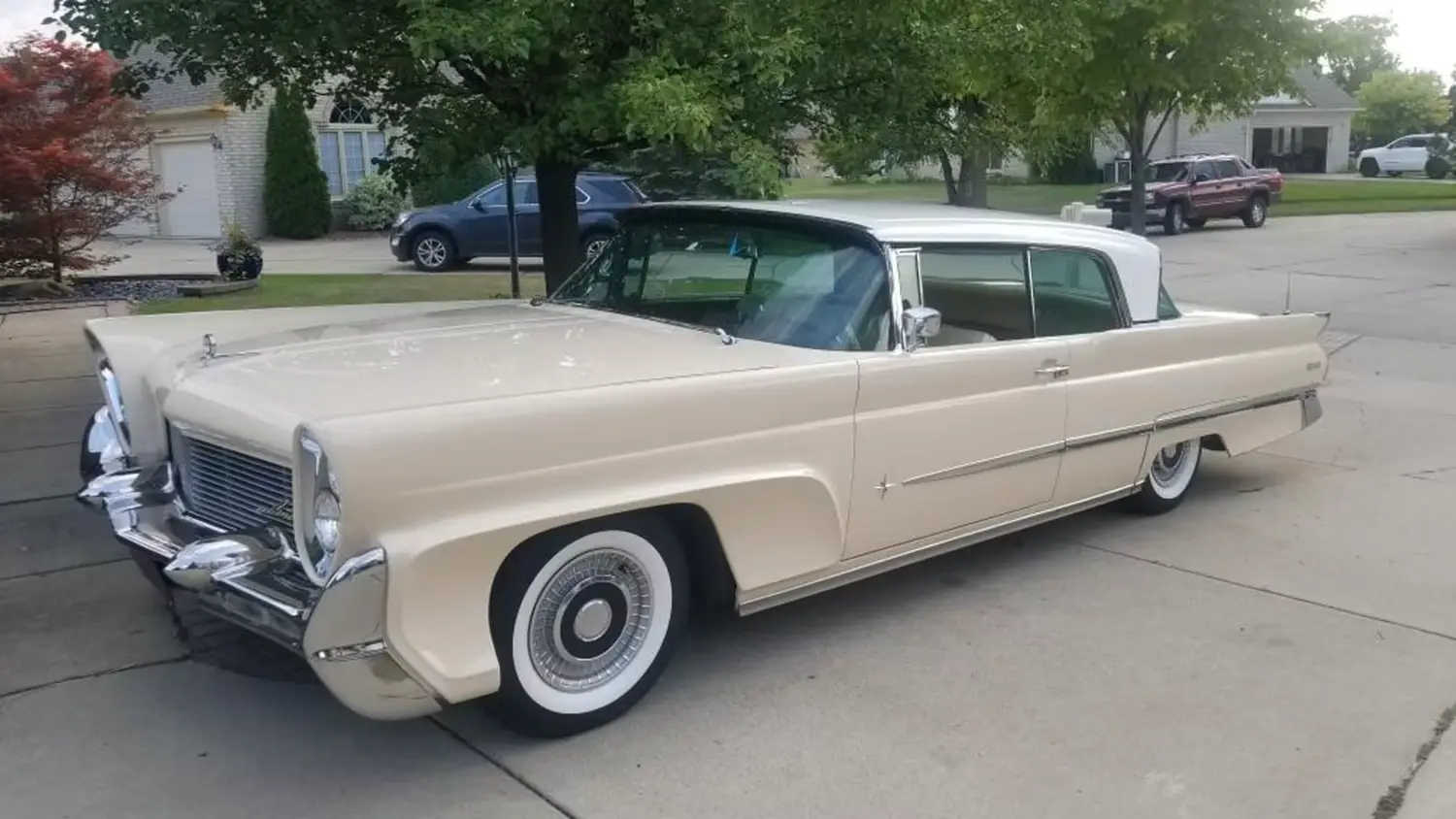 1958 Lincoln Premiere Hardtop