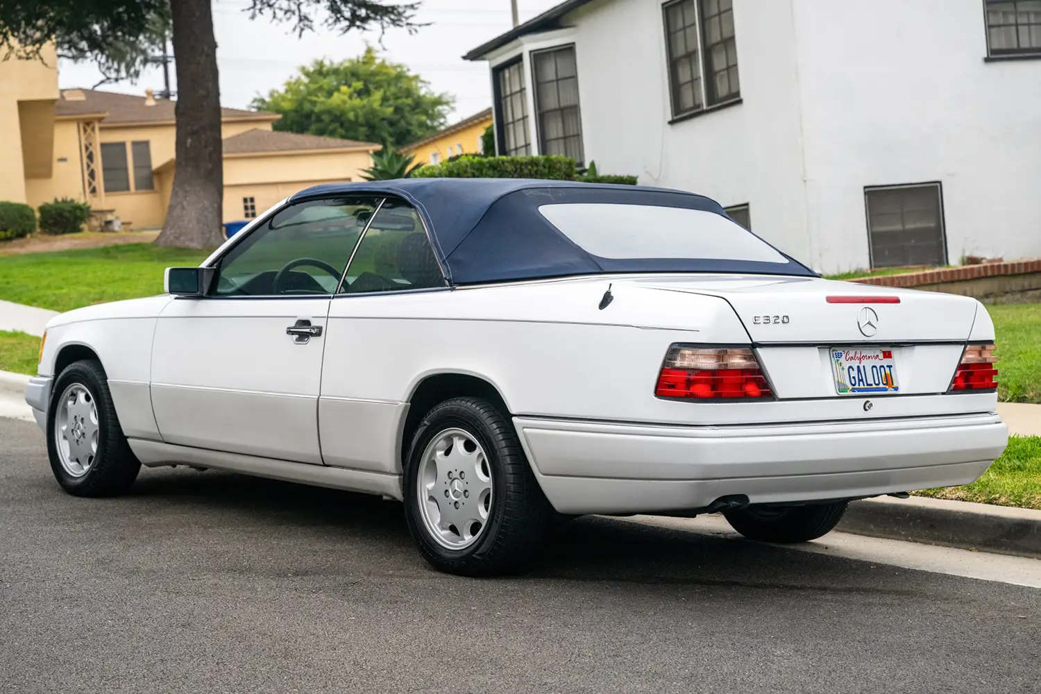 1994 Mercedes-Benz E320 Cabriolet