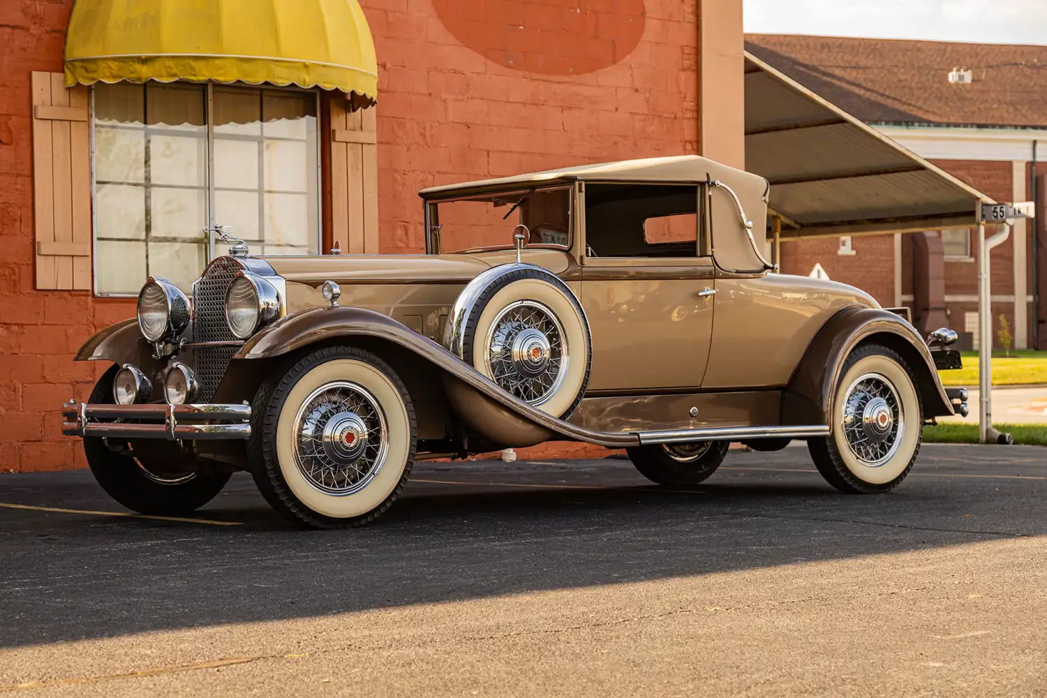 1931 Packard 840 Eight Convertible Coupe