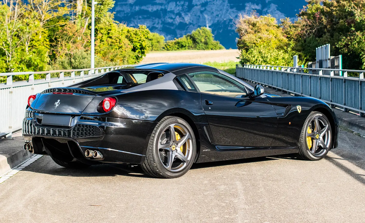 2011 Ferrari SA Aperta