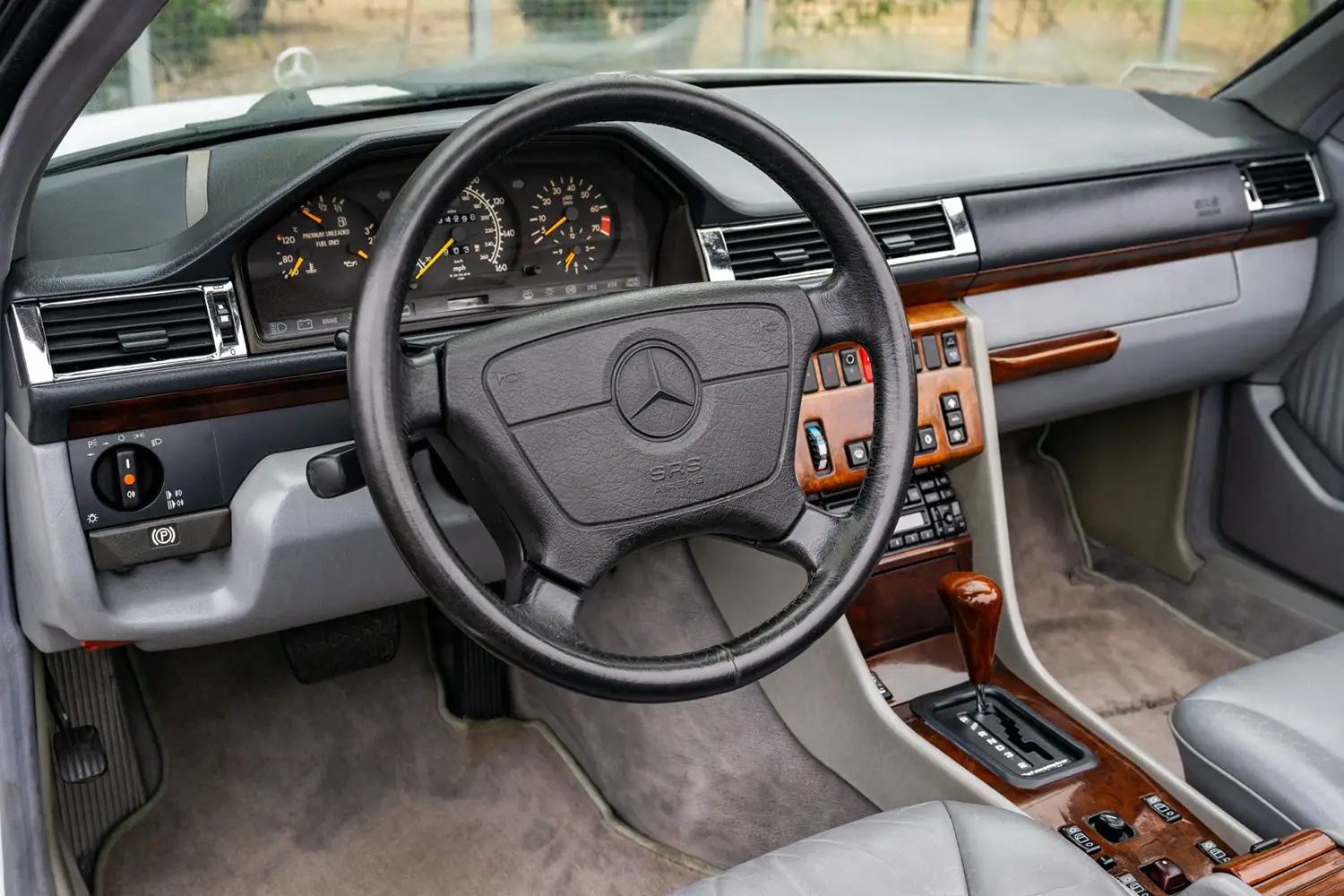 1994 Mercedes-Benz E320 Cabriolet