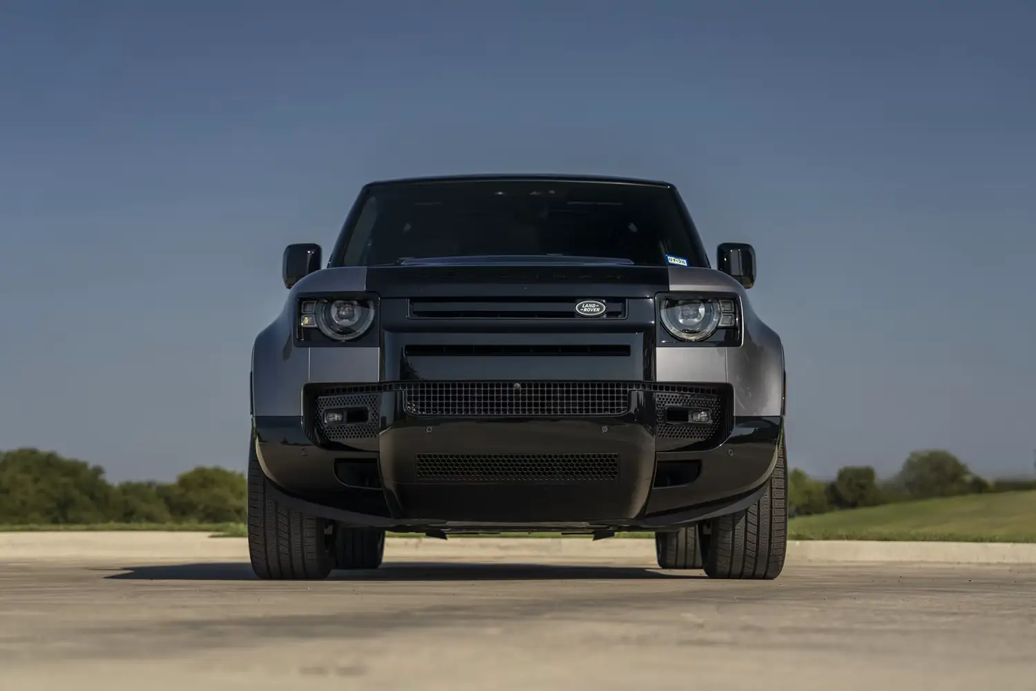 2023 Land Rover Defender 90 P400
