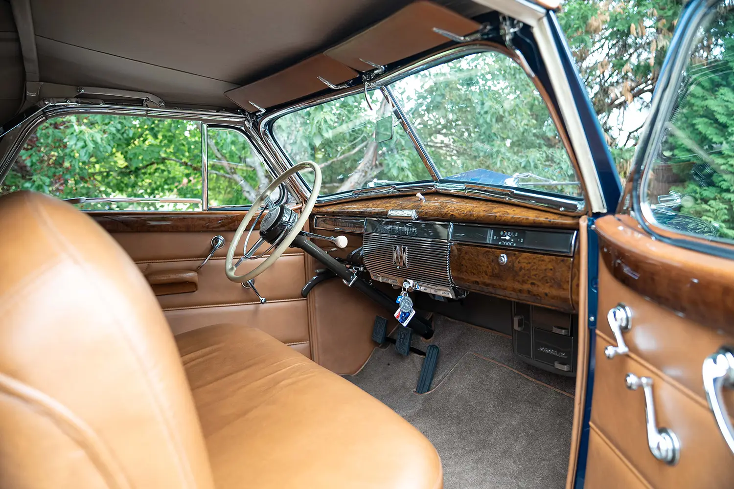 1939 Cadillac Series 75 Convertible Coupe