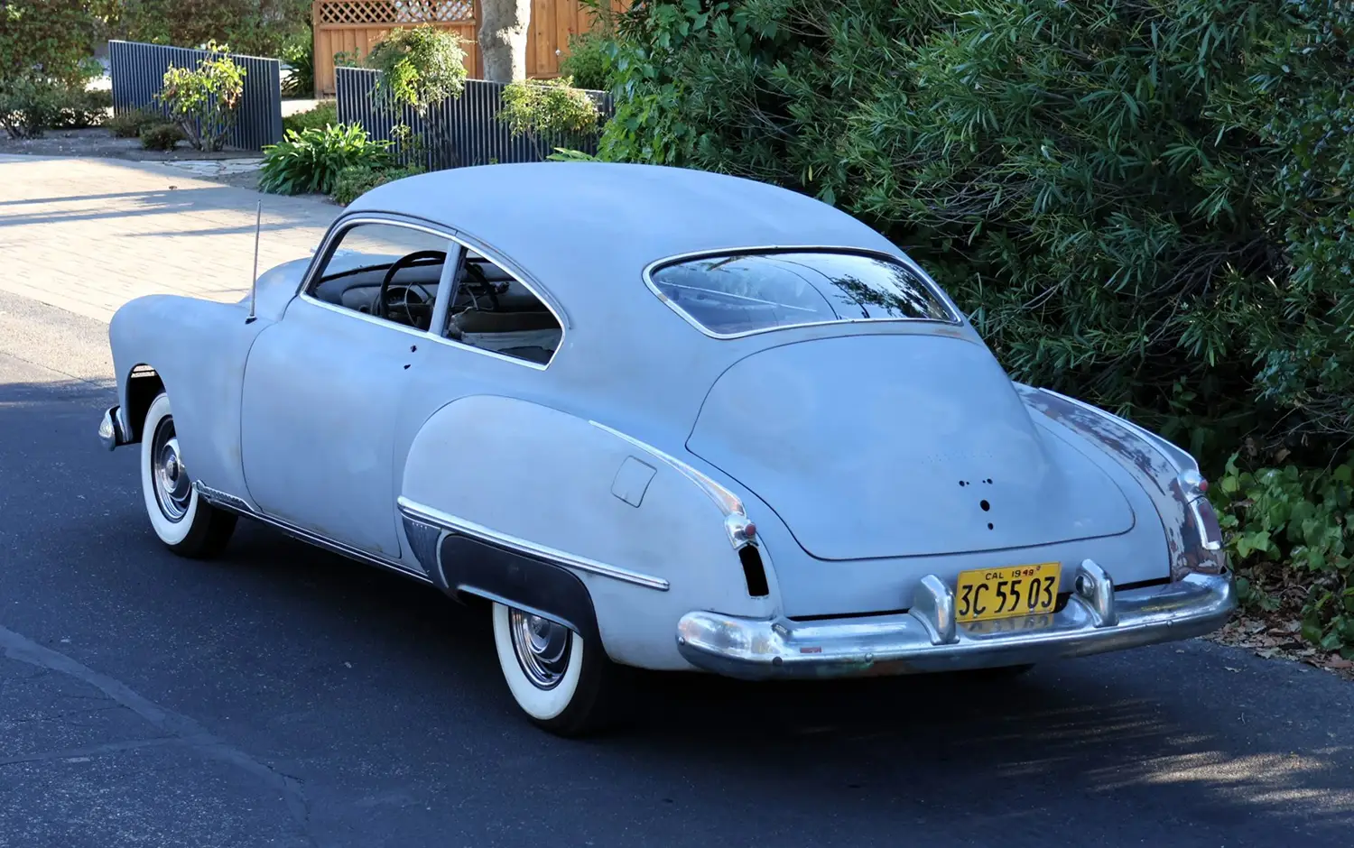 1949 Oldsmobile Futuramic Series 98 Club Sedan