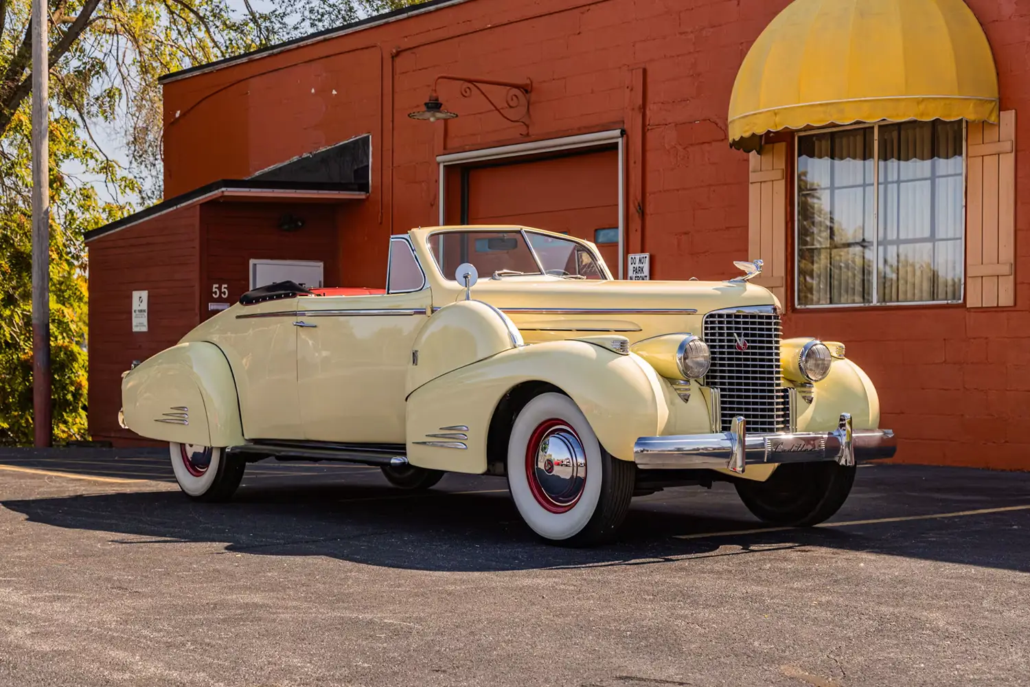 1938 Cadillac V16 Convertible