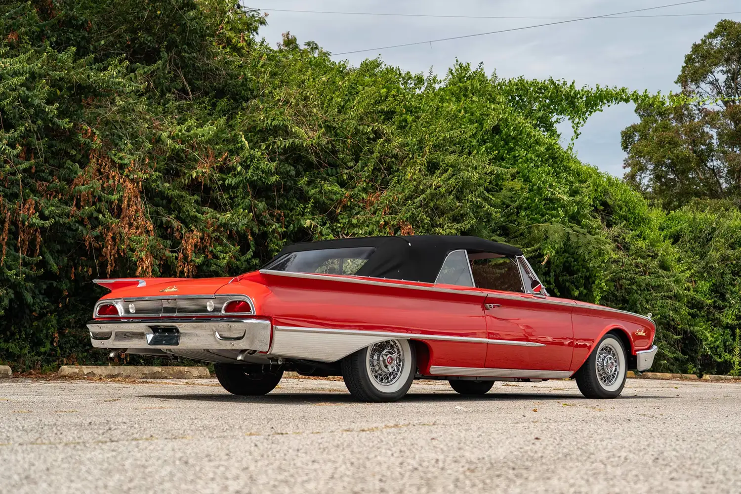 1960 Ford Galaxie Sunliner