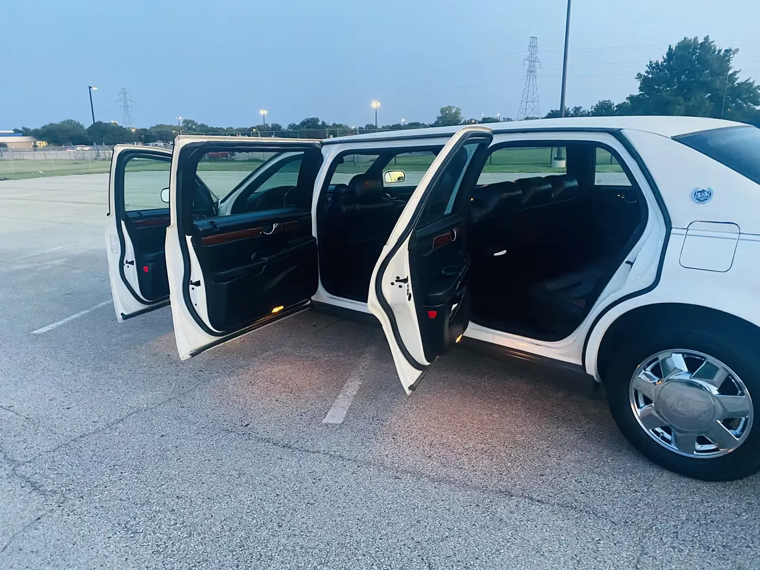 2003 Cadillac Limousine
