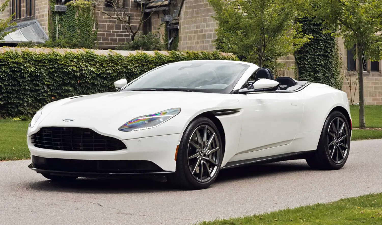 2019 Aston Martin DB11 Volante