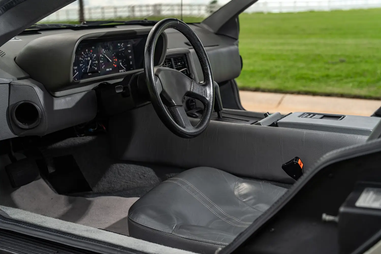 1981 DeLorean DMC-12