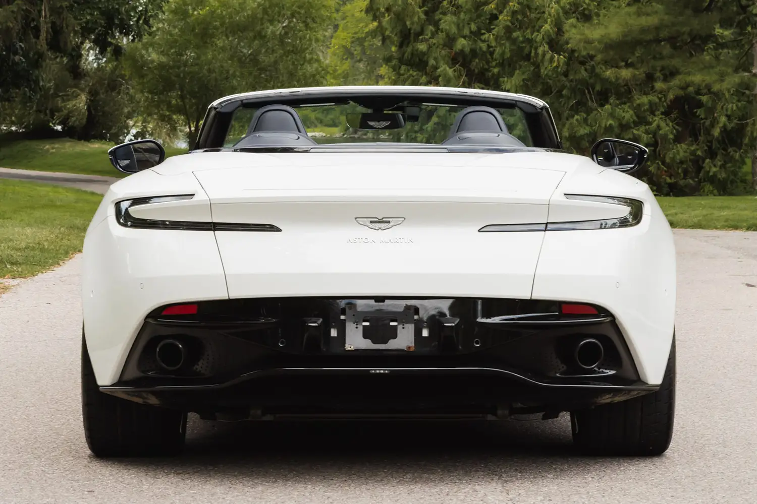 2019 Aston Martin DB11 Volante