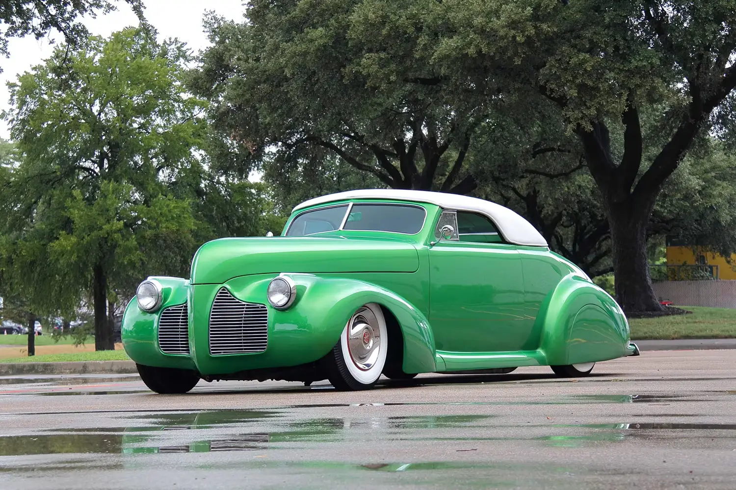 1940 Pontiac Custom Convertible