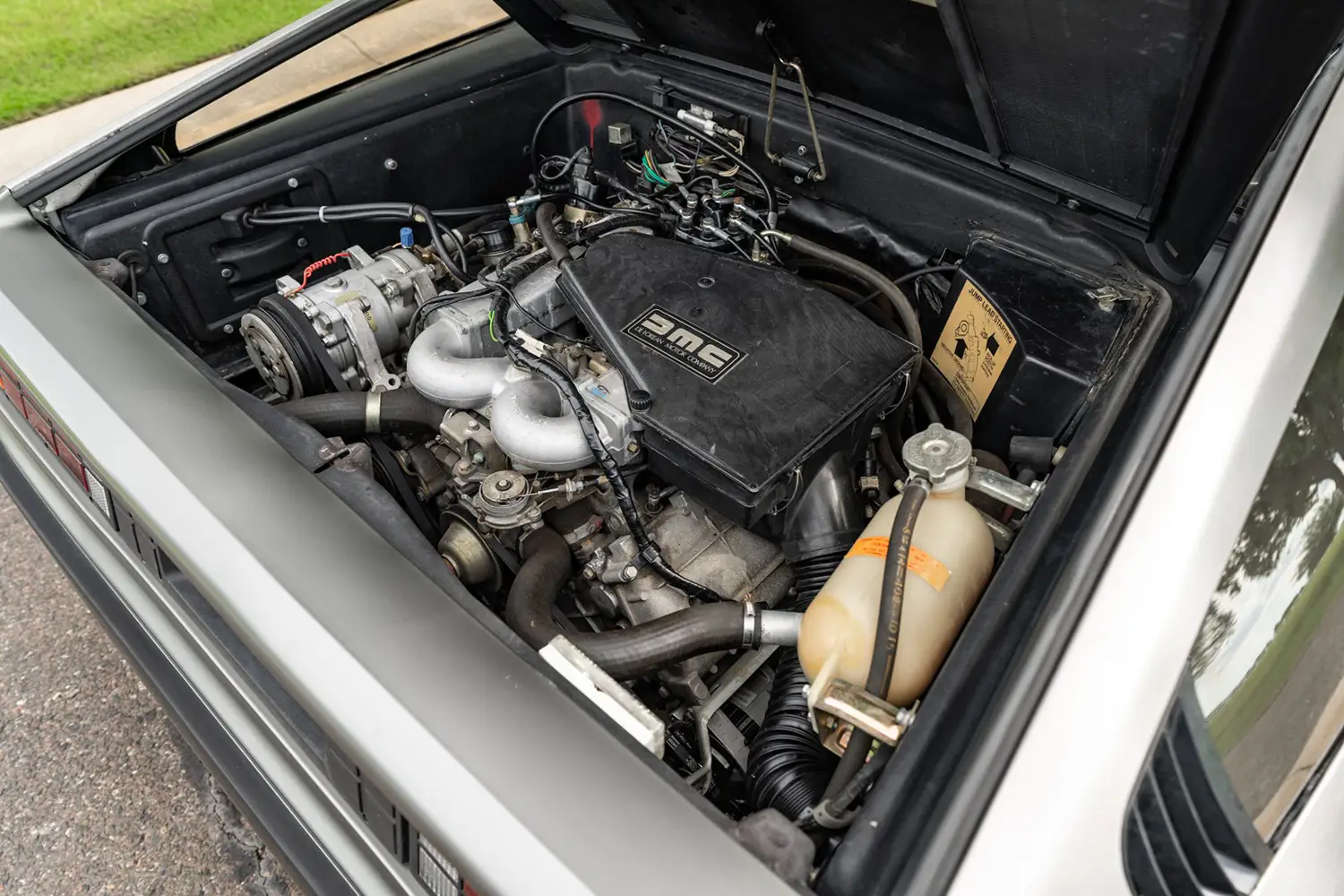 1981 DeLorean DMC-12