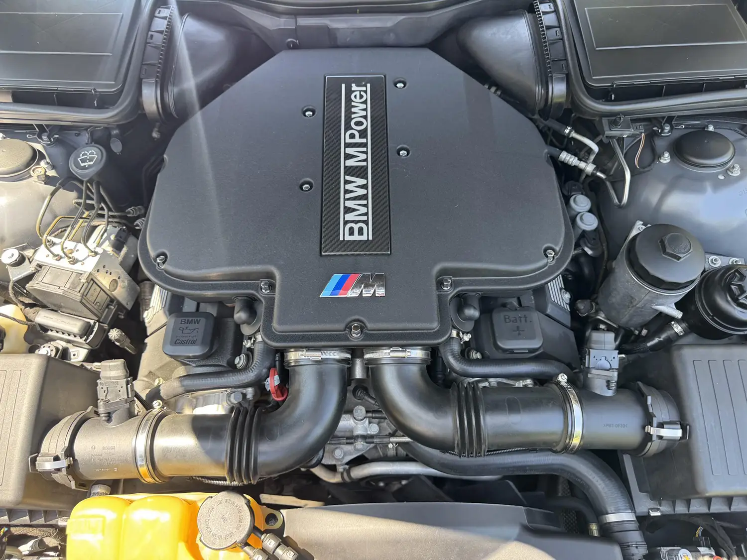 2002 BMW M5