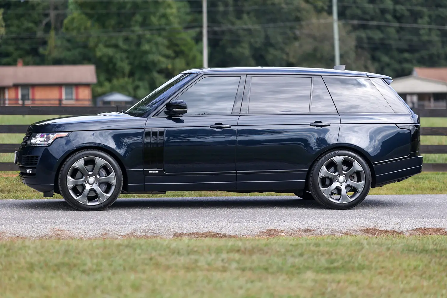 2017 Land Rover Range Rover Supercharged LWB