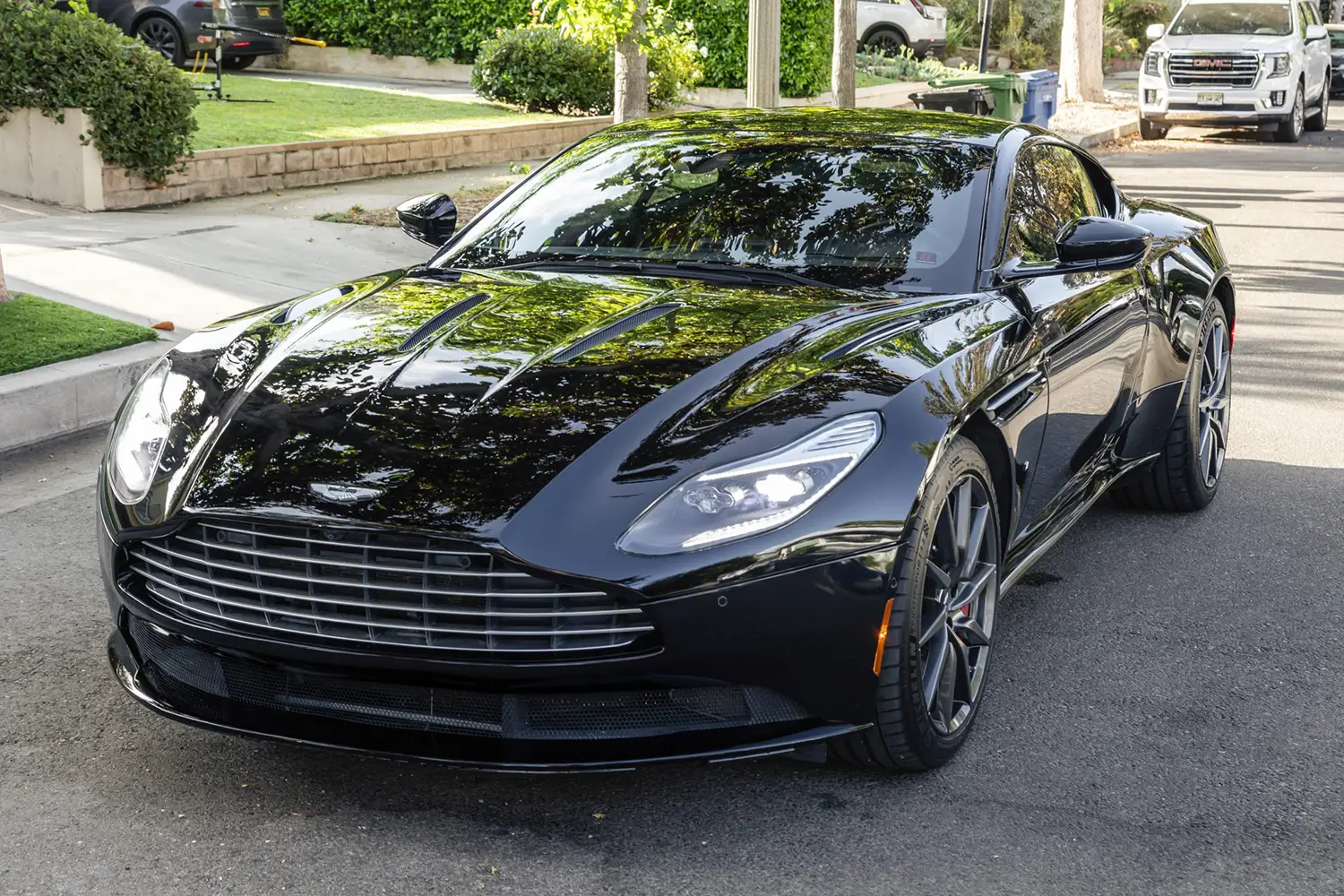 2017 Aston Martin DB11 Launch Edition